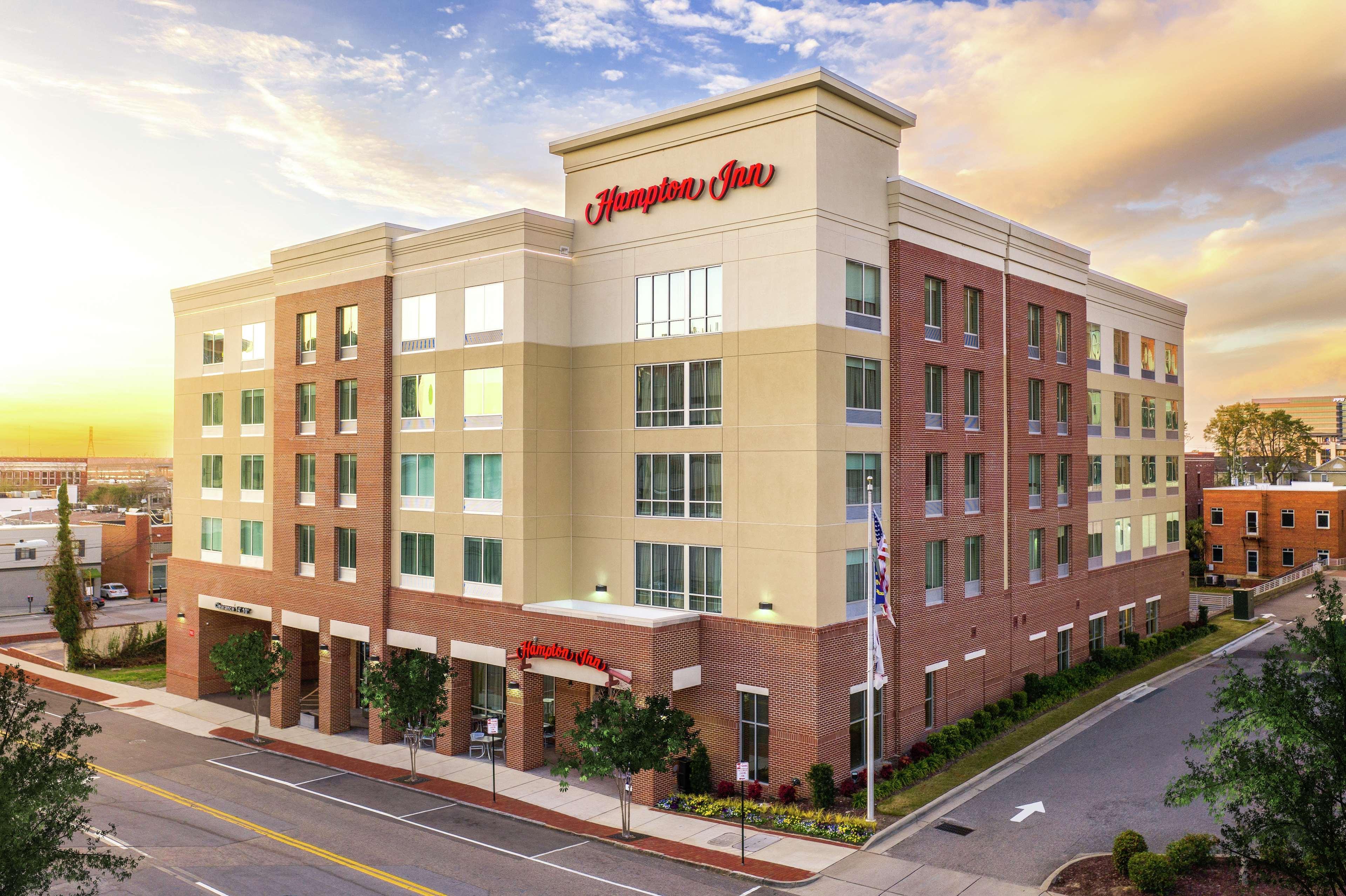 Hampton Inn Wilmington Downtown Exterior photo